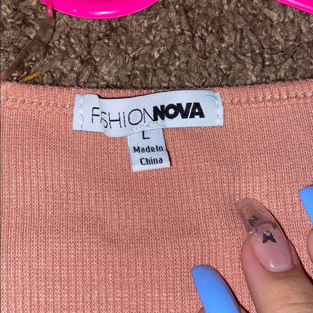 Pink top - Picture 3 of 3
